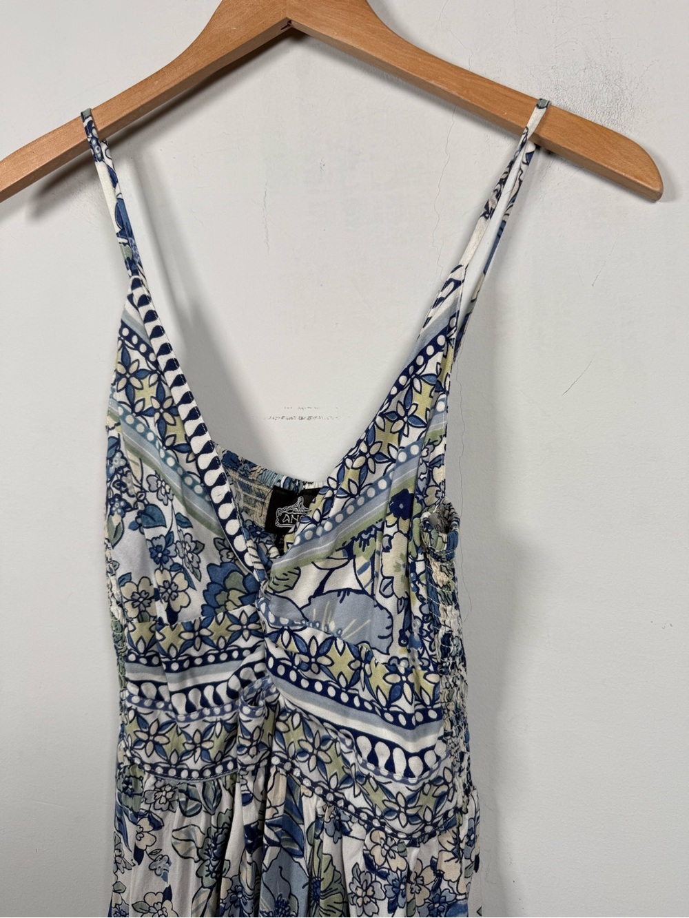Angie Boho Blue and White Floral Twisted Bust Maxi Dress Size M Great Condition - Picture 5 of 11